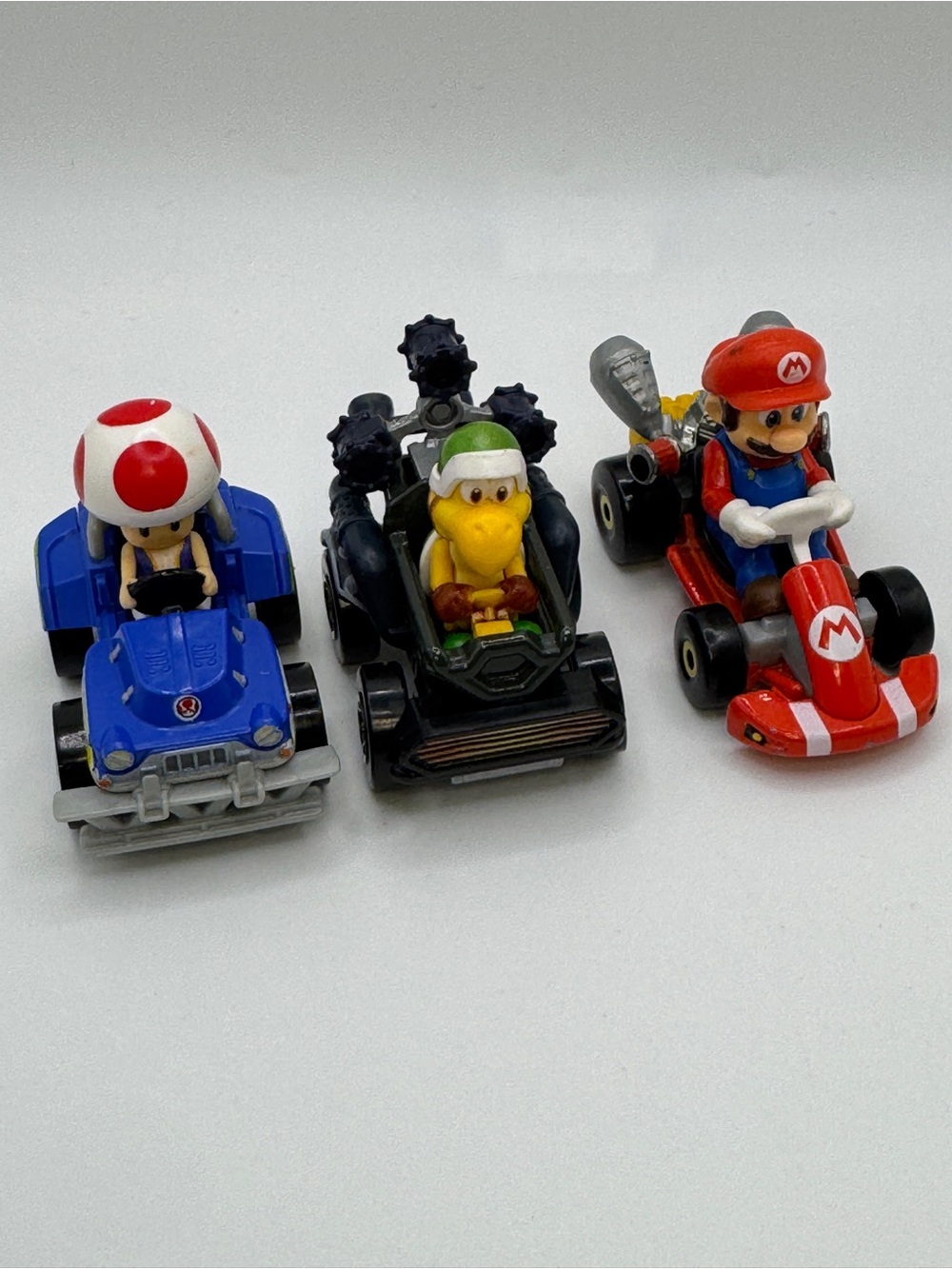 Lot of 3 Hot Wheels Mario Kart Diecast Cars - Mario, Toad, Dry Bones / Koopa